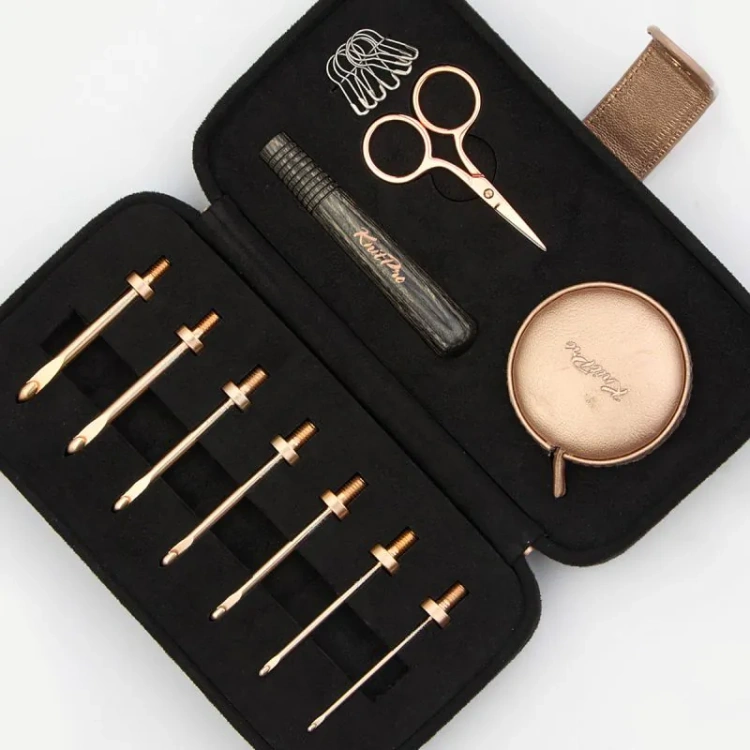 oasis-starter-interchangeable-crochet-hook-set_2.webp