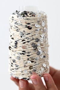 Pullu ip 92 Kremowy | Włóczka cekinowa