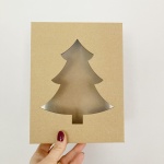 Pudełko fasonowe 210x170x40mm z okienkiem choinka 